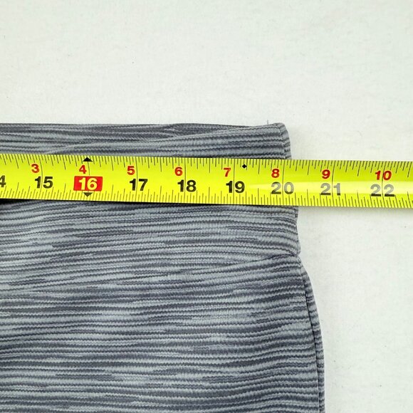 Terra & Sky Women's Striped Space Dye Grey Capri Legging Plus 2X (20W-20W) NWT - Picture 8 of 11